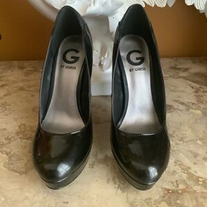 Guess Black - textured Heels